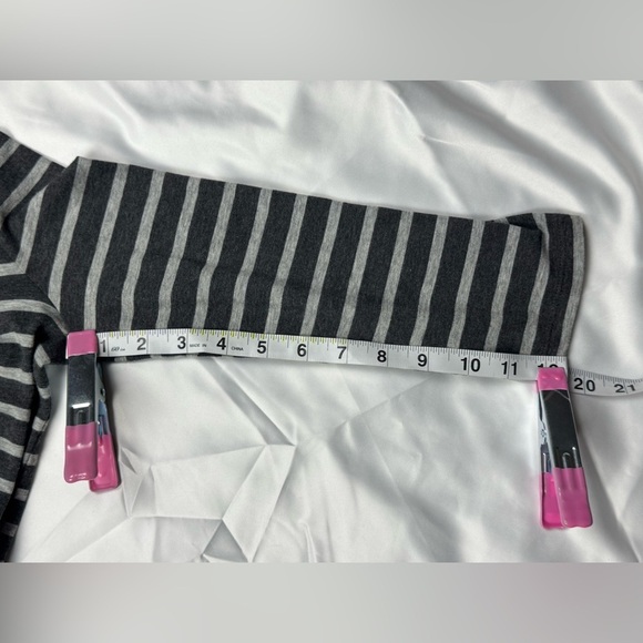 Michael Kors Dark & Light Grey Striped Quarter Sleeve Shirt SM - Silver Zippers - Picture 6 of 16